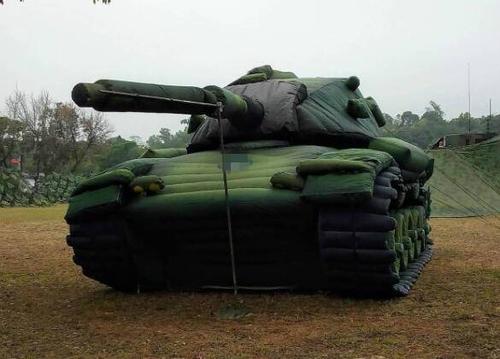 繁峙军用坦克模型